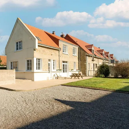 Les Aub Pines In With Garden * Wimille