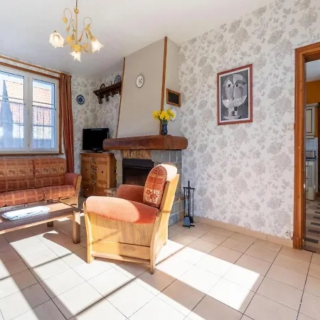 Les Aub Pines In With Garden בית נופש