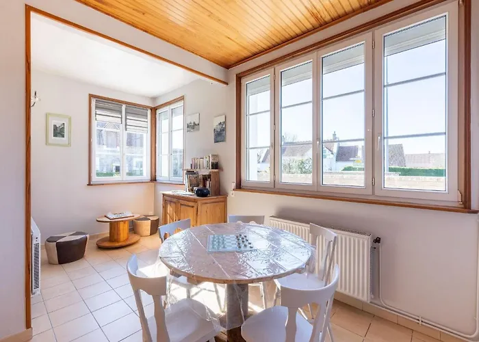 Holiday home Les Aub Pines In With Garden Wimille